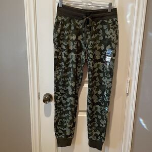 Athletic Works Womens Camo Super Soft Jogger Pants Pockets Size Small 4/6 NEW